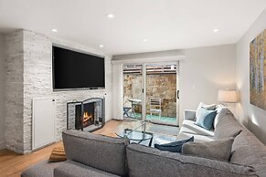 700 Monarch Condos by iTrip Aspen Snowmass