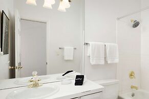 700 Monarch Condos by iTrip Aspen Snowmass