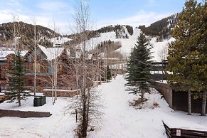 700 Monarch Condos by iTrip Aspen Snowmass