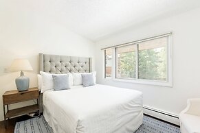 700 Monarch Condos by iTrip Aspen Snowmass