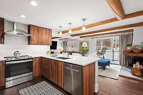 700 Monarch Condos by iTrip Aspen Snowmass
