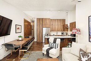 700 Monarch Condos by iTrip Aspen Snowmass