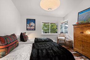 700 Monarch Condos by iTrip Aspen Snowmass