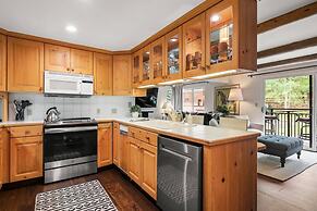 700 Monarch Condos by iTrip Aspen Snowmass