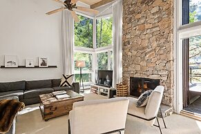 Mountain Queen Condos by iTrip Aspen Snowmass