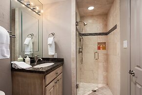 Mountain Queen Condos by iTrip Aspen Snowmass