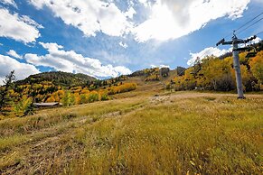 Mountain Queen Condos by iTrip Aspen Snowmass
