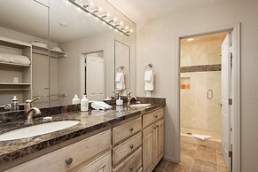 Mountain Queen Condos by iTrip Aspen Snowmass