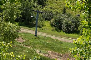 Mountain Queen Condos by iTrip Aspen Snowmass