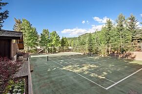 Mountain Queen Condos by iTrip Aspen Snowmass