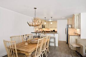 Mountain Queen Condos by iTrip Aspen Snowmass