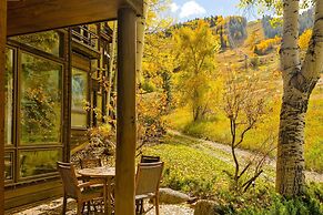 Mountain Queen Condos by iTrip Aspen Snowmass