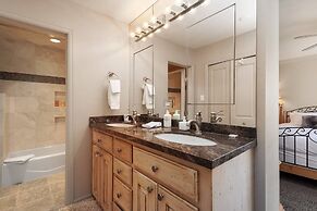 Mountain Queen Condos by iTrip Aspen Snowmass