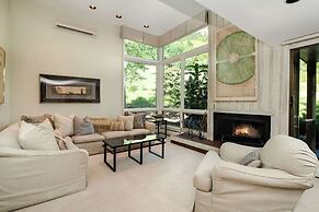 Mountain Queen Condos by iTrip Aspen Snowmass