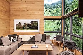 Mountain Queen Condos by iTrip Aspen Snowmass
