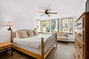 Mountain Queen Condos by iTrip Aspen Snowmass