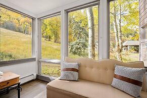 Mountain Queen Condos by iTrip Aspen Snowmass