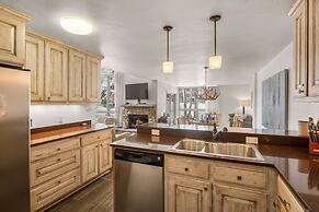 Mountain Queen Condos by iTrip Aspen Snowmass