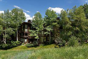 Mountain Queen Condos by iTrip Aspen Snowmass