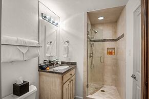 Mountain Queen Condos by iTrip Aspen Snowmass