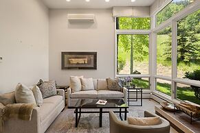Mountain Queen Condos by iTrip Aspen Snowmass
