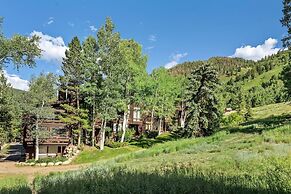 Mountain Queen Condos by iTrip Aspen Snowmass