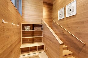 Mountain Queen Condos by iTrip Aspen Snowmass