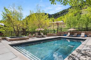 Mountain Queen Condos by iTrip Aspen Snowmass
