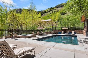 Mountain Queen Condos by iTrip Aspen Snowmass
