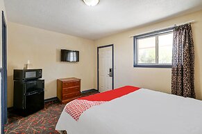 OYO Hotel Luling TX Downtown I-10/US-90