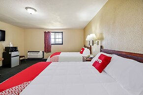 OYO Hotel Luling TX Downtown I-10/US-90