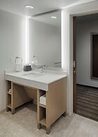 Hyatt House Columbus OSU / Short North