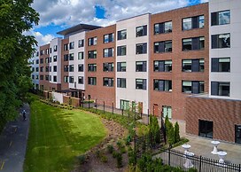 Hyatt House Columbus OSU / Short North