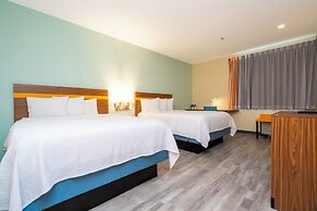 SPOT X Hotel Orlando/Intl Dr by The Red Collection