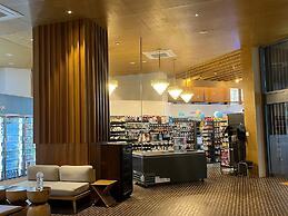 Hound Hotel Signature