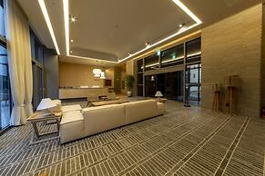 Hound Garden&Terrace Hotel