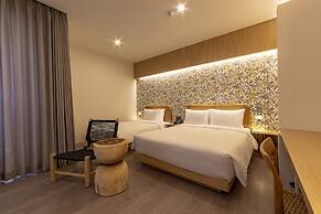 Hound Garden&Terrace Hotel