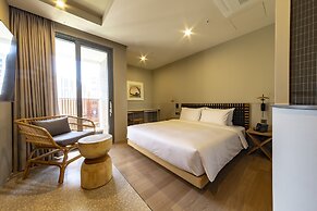 Hound Garden&Terrace Hotel