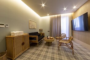 Hound Garden&Terrace Hotel