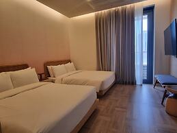 Hound Garden&Terrace Hotel