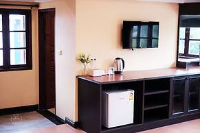 Rest at Ratchada Hotel