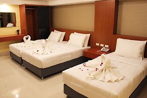 Rest at Ratchada Hotel