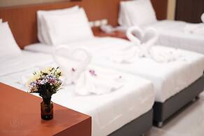 Rest at Ratchada Hotel