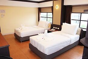 Rest at Ratchada Hotel