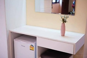 Rest at Ratchada Hotel