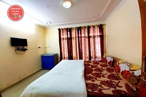 Goroomgo You and Me Mallital Nainital