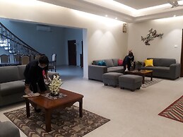 Manohari The Tea Retreat