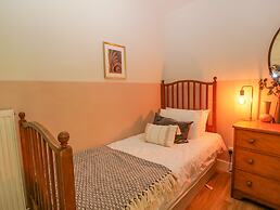 The Coach House - Holmwood