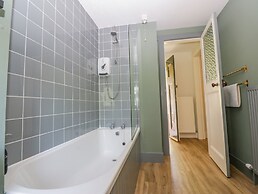 The Coach House - Holmwood