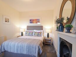 Cormack Lodge - Brodie Castle